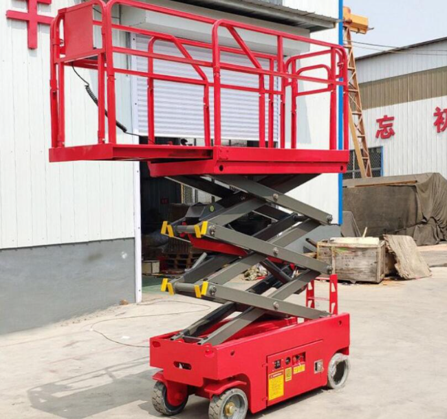高明移动剪叉式升降机
