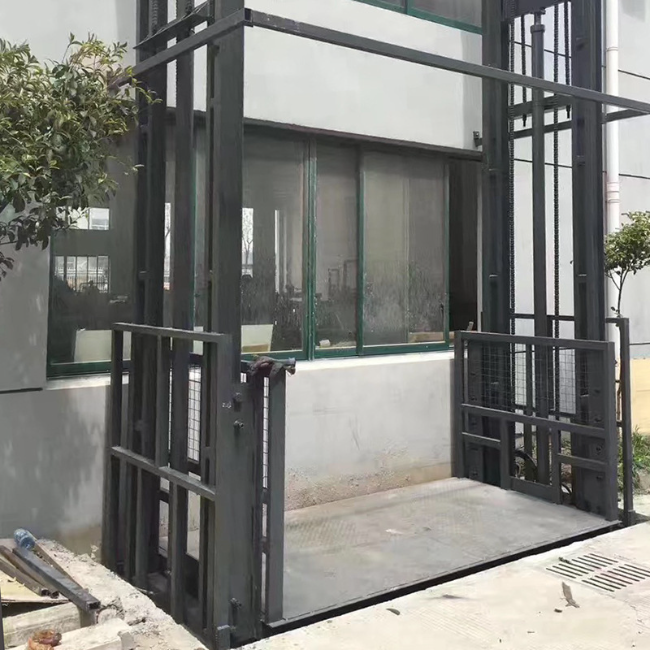 高明5吨室外升降货梯